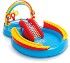 piscina hinchable con tobogán arcoiris